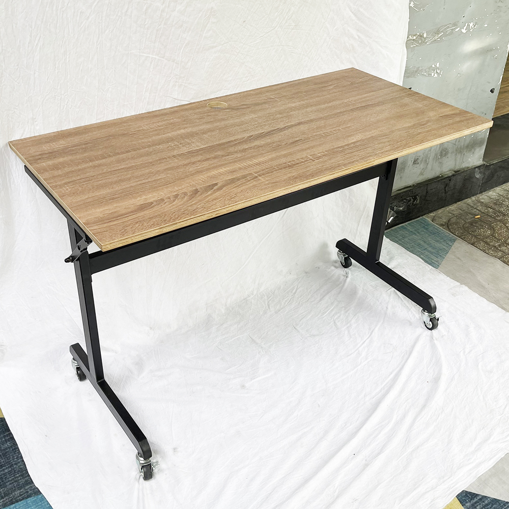 Bàn làm việc chân sắt mặt gỗ Plywood tại nhà nhỏ gọn, tiện nghi