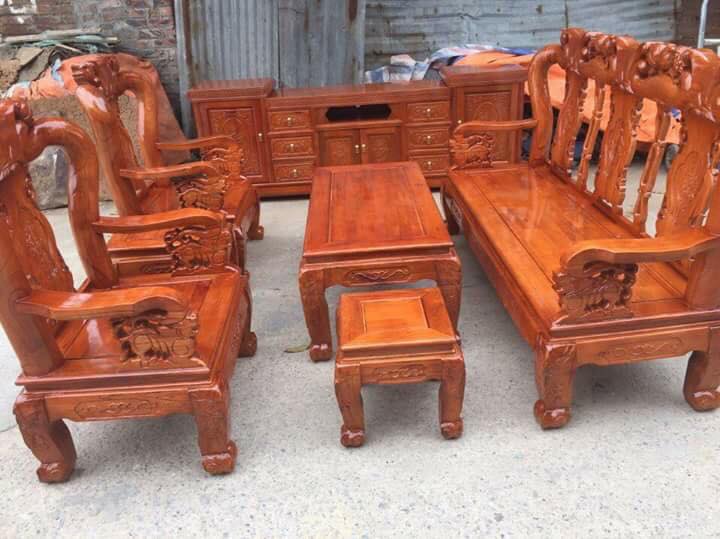 Gỗ Xoan Nhừ dùng để đóng bàn ghế gỗ 