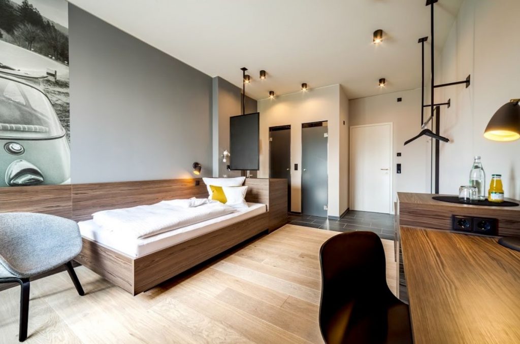 Gỗ Veneer tính ứng dụng cao, bề mặt vân gỗ đẹp