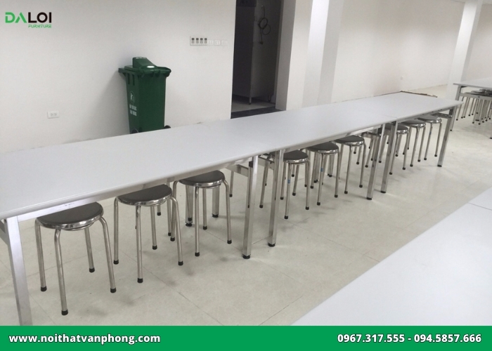 Lợi ích của bàn ghé ăn công nghiệp