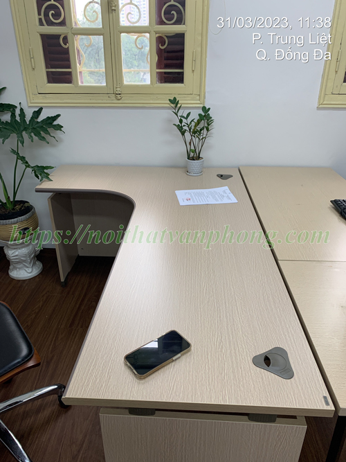 Các yếu tố ảnh hưởng khi chọn kích thước bàn làm việc chữ L