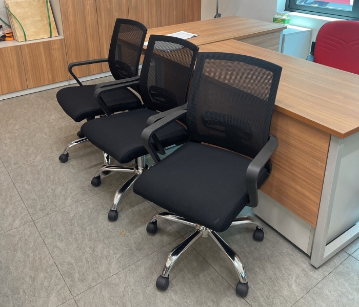 Ưu điểm nổi bật của ghế lưới văn phòng chân xoay