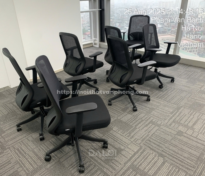 Hình ảnh ghế lưới văn phòng FMX616 thực tế tại công trình