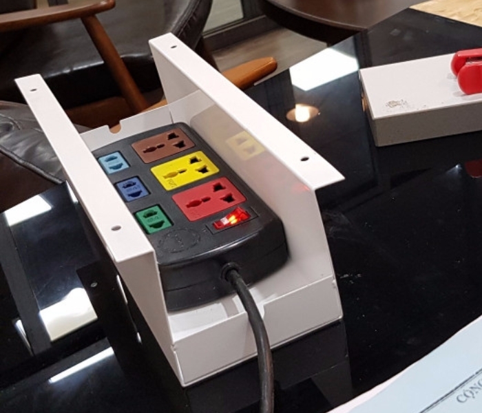 Thực tế đáy hộp điện âm bàn VNHD23DE