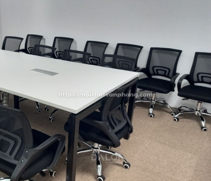 Ưu điểm của ghế lưới giá rẻ trong văn phòng