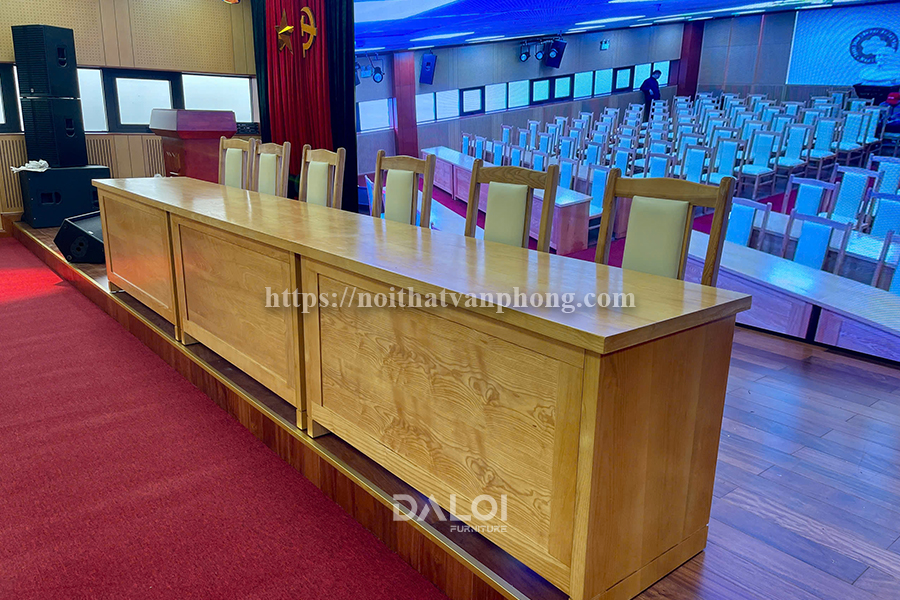 nội thất hội trường tại Liên hiệp các hội văn học nghệ thuật