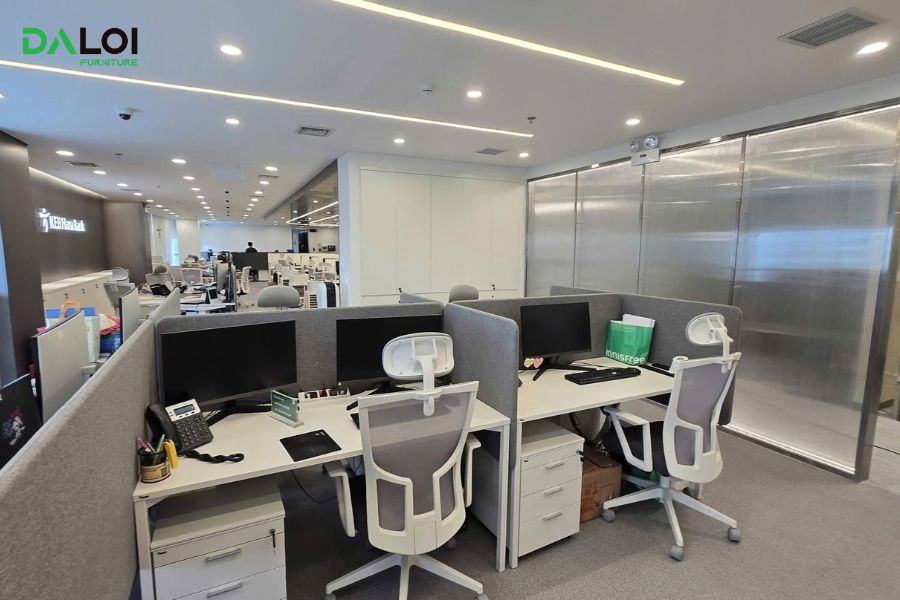 cụm-bàn-làm-việc-nhân-viên-ngân-hàng-keb-hana-bank